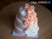 svatební třípatrový dort s růžemi
